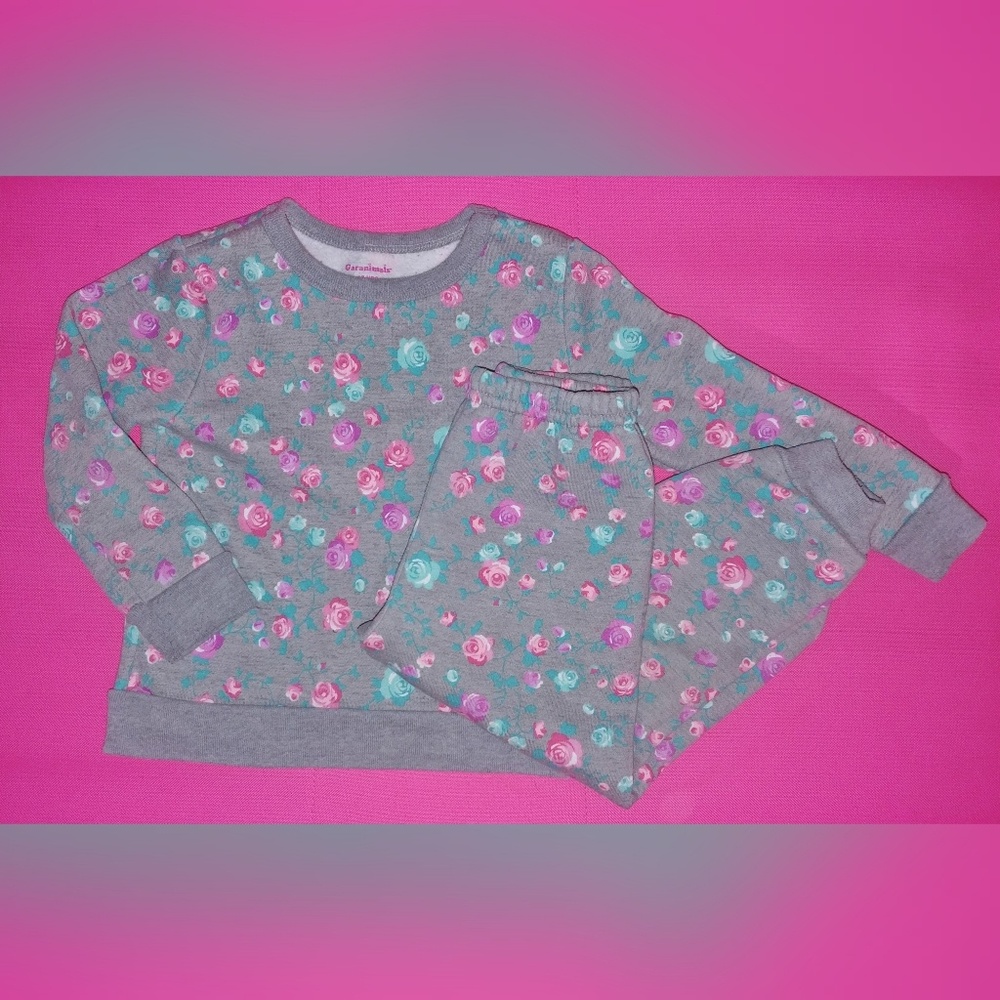 🌸 Floral sweat suit